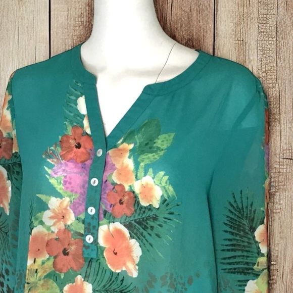 Soft Surroundings Tunic Symphony Night Floral Animal Print Top M Roll Tab Sleeve - Picture 10 of 13